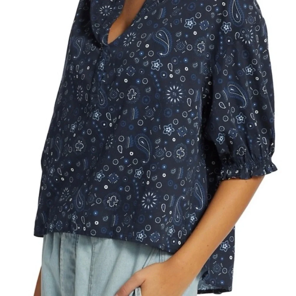 Perfect like new Xirena Cam paisley top large - Picture 4 of 10